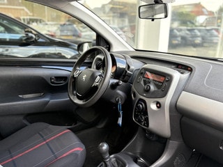 Thumbnail Mobil 4