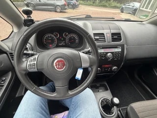 Thumbnail Mobil 8