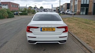 Thumbnail Mobil 4