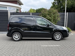 Thumbnail Mobil 6