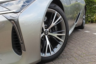 Thumbnail Mobil 8