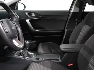 Thumbnail Mobil 9