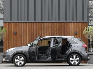 Thumbnail Mobil 6