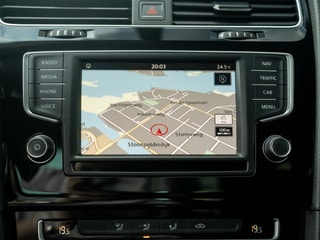 Thumbnail Mobil 8