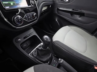 Thumbnail Mobil 10