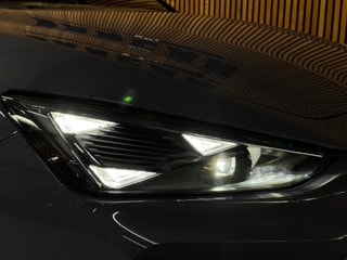 Thumbnail Mobil 10