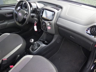 Thumbnail Mobil 7