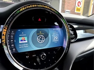 Thumbnail Mobil 8