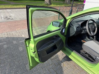Thumbnail Mobil 6