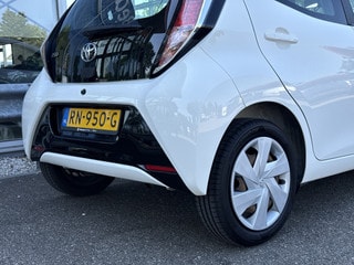Thumbnail Mobil 8