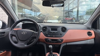 Thumbnail Mobil 8