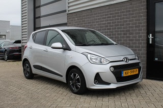 Thumbnail Mobil 6