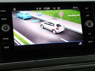 Thumbnail Mobil 6