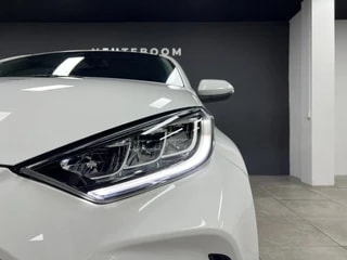 Thumbnail Mobil 8