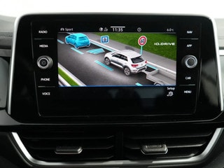 Thumbnail Mobil 8