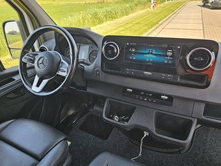 Thumbnail Mobil 8