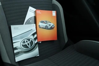 Thumbnail Mobil 6