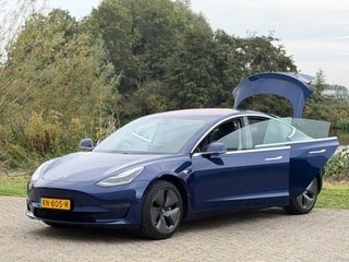 Thumbnail Mobil 8