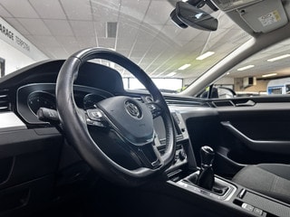 Thumbnail Mobil 9