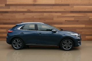 Thumbnail Mobil 6