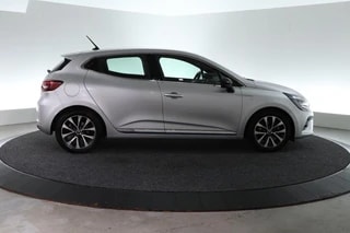 Thumbnail Mobil 6