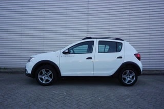 Thumbnail Mobil 4