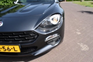 Thumbnail Mobil 10