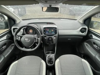 Thumbnail Mobil 6
