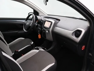 Thumbnail Mobil 10