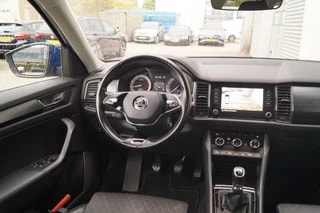 Thumbnail Mobil 8