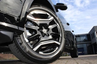 Thumbnail Mobil 4