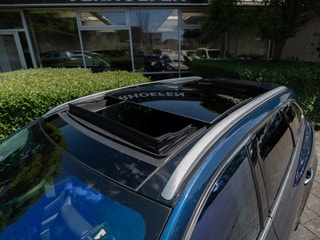 Thumbnail Mobil 4