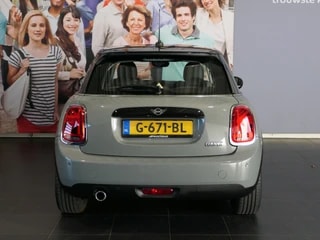 Thumbnail Mobil 4