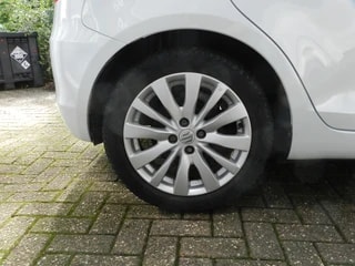 Thumbnail Mobil 7