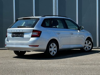 Thumbnail Mobil 3