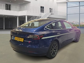 Thumbnail Mobil 3