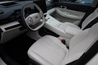 Thumbnail Mobil 6