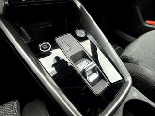 Thumbnail Mobil 9
