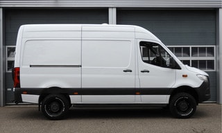 Thumbnail Mobil 4