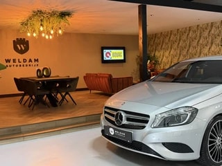 Thumbnail Mobil 10