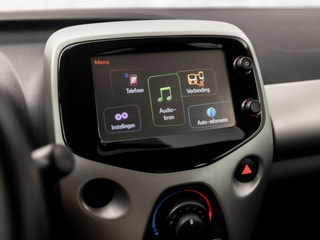 Thumbnail Mobil 8