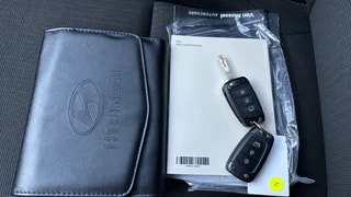 Thumbnail Mobil 10