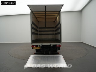 Thumbnail Mobil 8