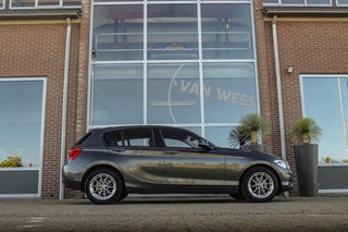 Thumbnail Mobil 7