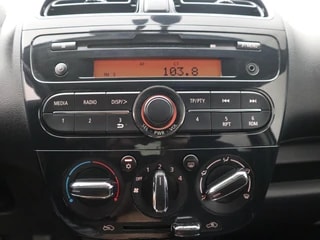 Thumbnail Mobil 10