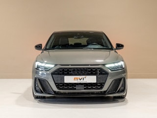 Thumbnail Mobil 8