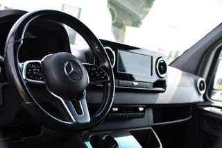 Thumbnail Mobil 2