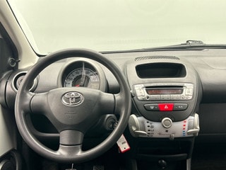 Thumbnail Mobil 9