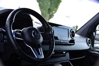 Thumbnail Mobil 2