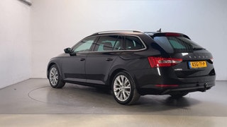 Thumbnail Mobil 6